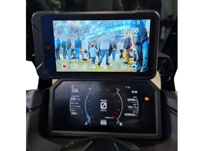 Car Play et Dash Cam BMW GS
