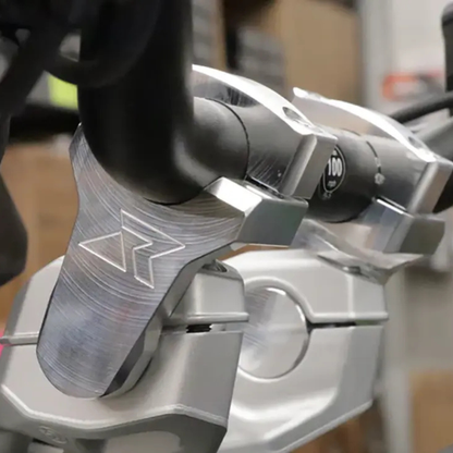 Réhausses de guidon pivotantes BMW R 1300 GS / Adventure